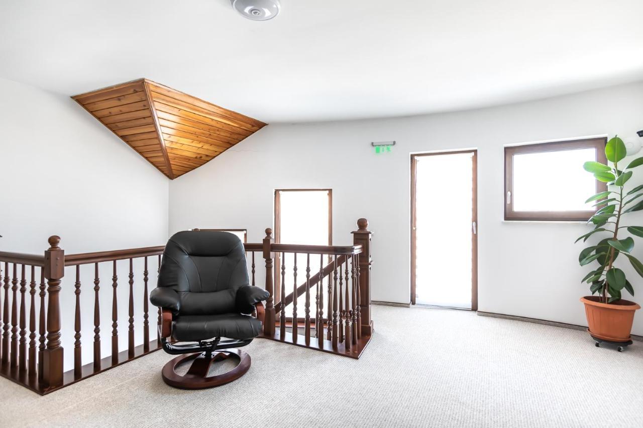 Emerald Residence Рышнов Экстерьер фото